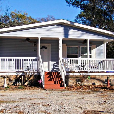 C Cottage 3 Bedrooms 2 Bathrooms Home Oak Island Exterior foto